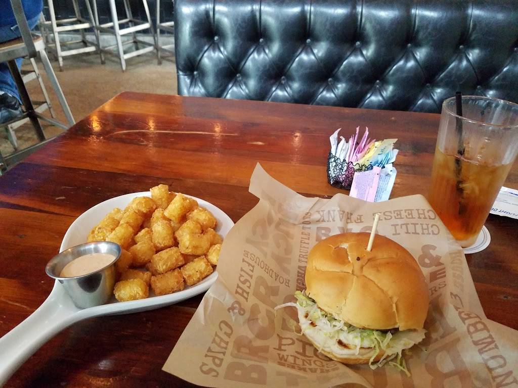 BRGR Kitchen + Bar | restaurant | 11 E 14th St, Kansas City, MO 64105, USA | 8162212747 OR +1 816-221-2747