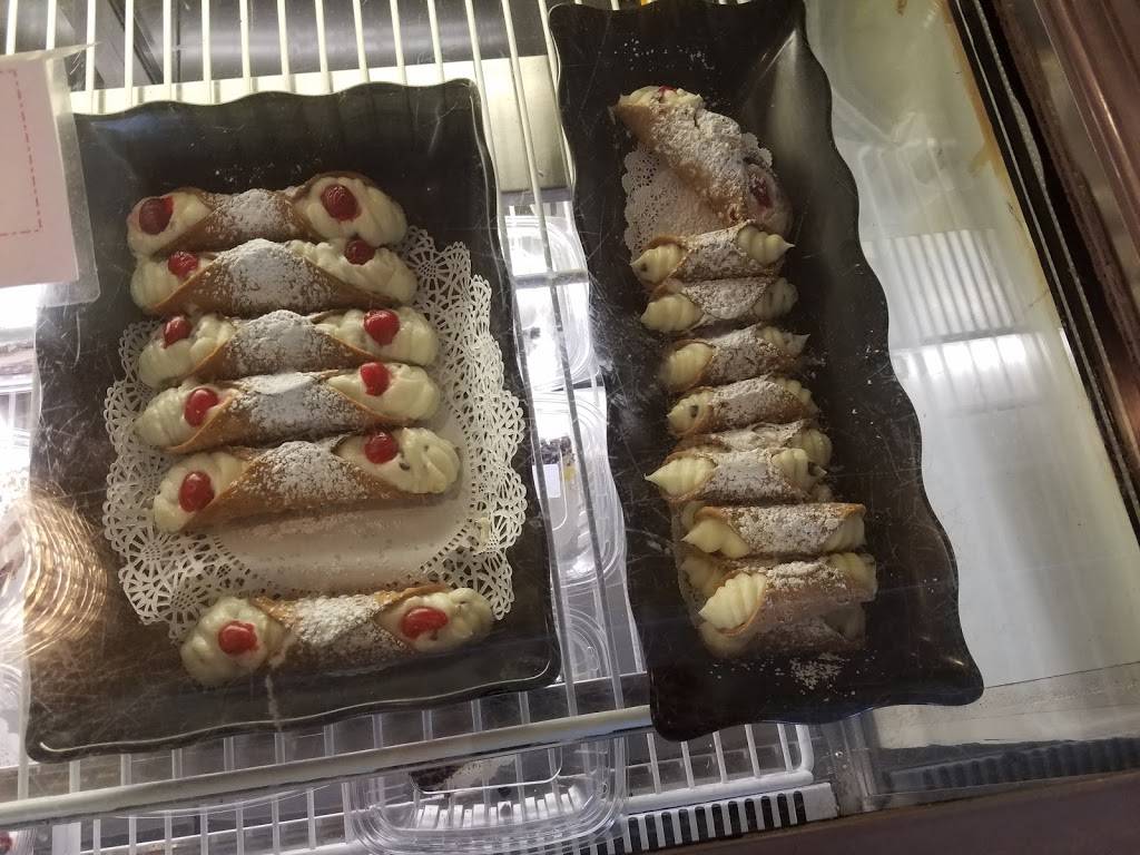 Pasta Avest & Pizzeria | restaurant | 680 Boston Post Rd, Guilford, CT 06437, USA | 2034538779 OR +1 203-453-8779