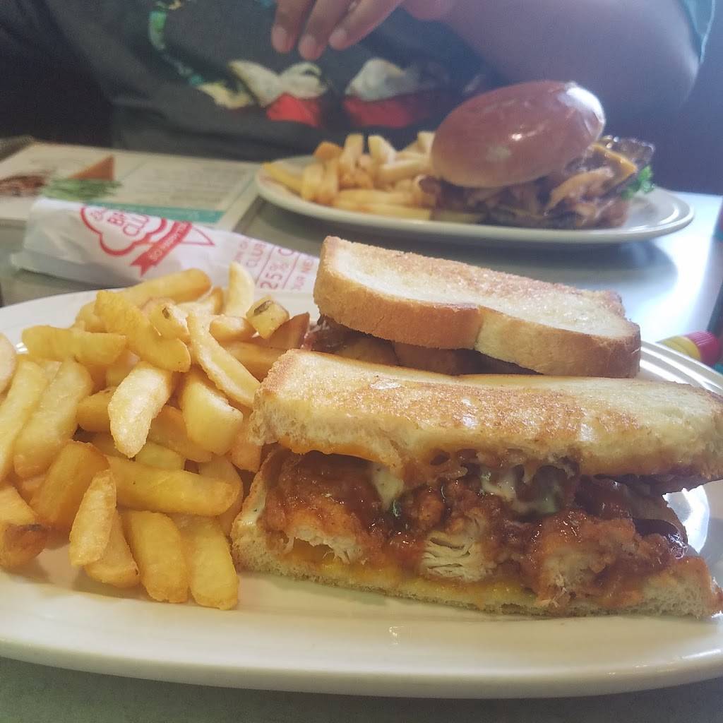 Friendlys | restaurant | 7134 Governor Ritchie Hwy, Glen Burnie, MD 21061, USA | 4107617362 OR +1 410-761-7362