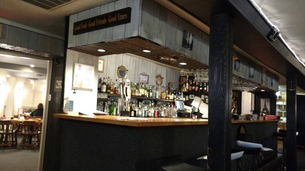 Dandinos Supper Club | restaurant | 1407 Elkhart Rd, Goshen, IN 46526, USA | 5745341239 OR +1 574-534-1239