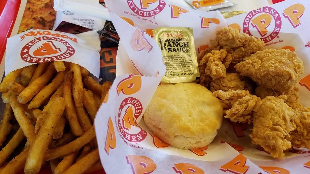 Popeyes Louisiana Kitchen | restaurant | 529 Fair Ave, San Antonio, TX 78223, USA | 2105321422 OR +1 210-532-1422