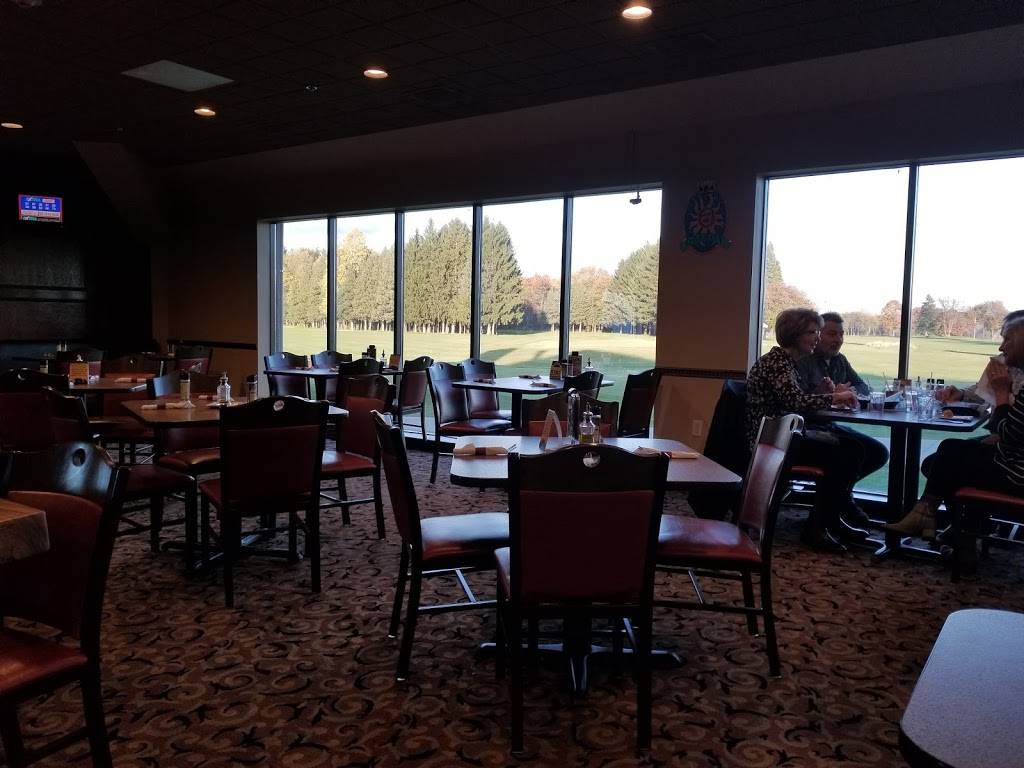 Water Tower Grille and Smokehouse | restaurant | 8100 Storey Rd, Belding, MI 48809, USA | 6166080685 OR +1 616-608-0685