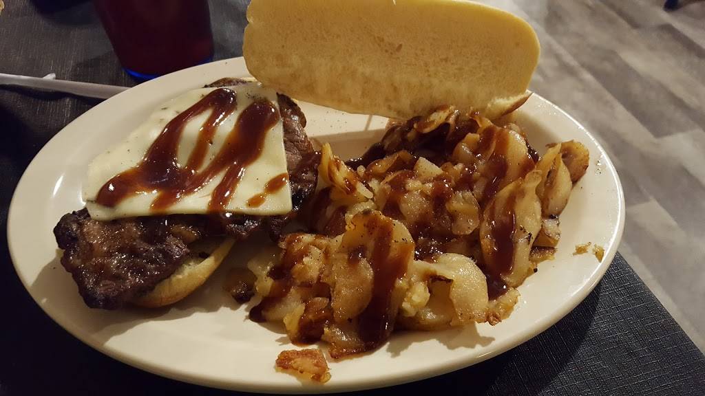 Carriage Inn | restaurant | 103 E Gibson St, Haubstadt, IN 47639, USA | 8127686131 OR +1 812-768-6131