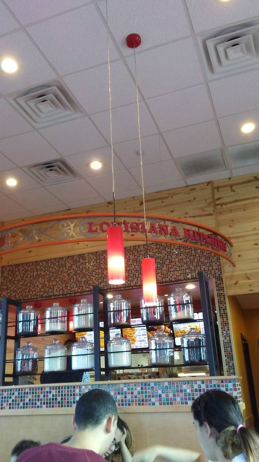 Popeyes | restaurant | 497 Connecticut Ave, Norwalk, CT 06854, USA | 2036423467 OR +1 203-642-3467