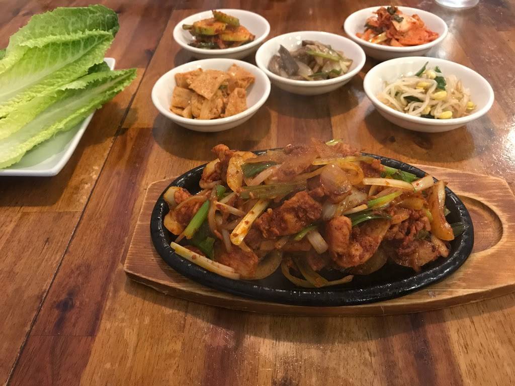 Kimchi Restaurant | restaurant | 7 Alafaya Woods Blvd # 1000, Oviedo, FL 32765, USA | 4079774455 OR +1 407-977-4455
