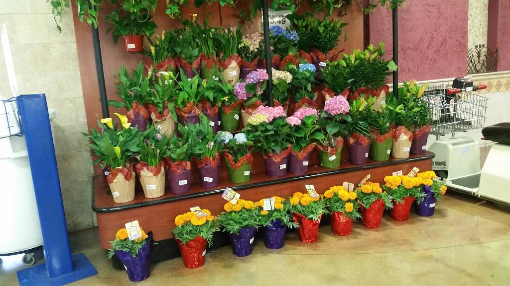 Cardenas Markets | bakery | 2450 S Vineyard Ave, Ontario, CA 91761, USA | 9093314990 OR +1 909-331-4990