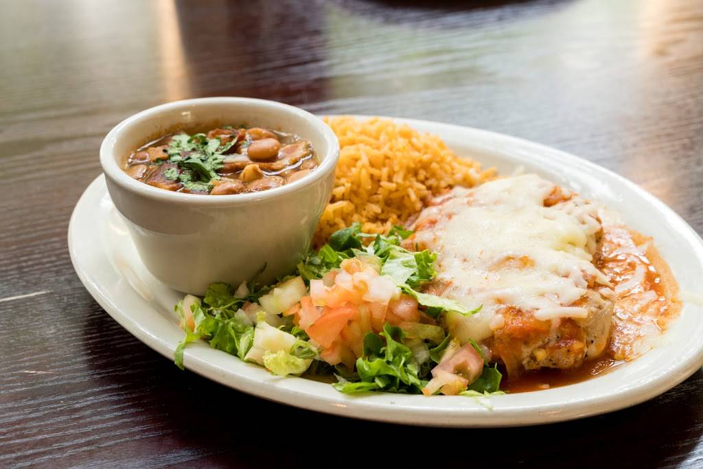 Poblanos On Main | restaurant | 115 S Main Plaza, San Antonio, TX 78205, USA | 2103575609 OR +1 210-357-5609