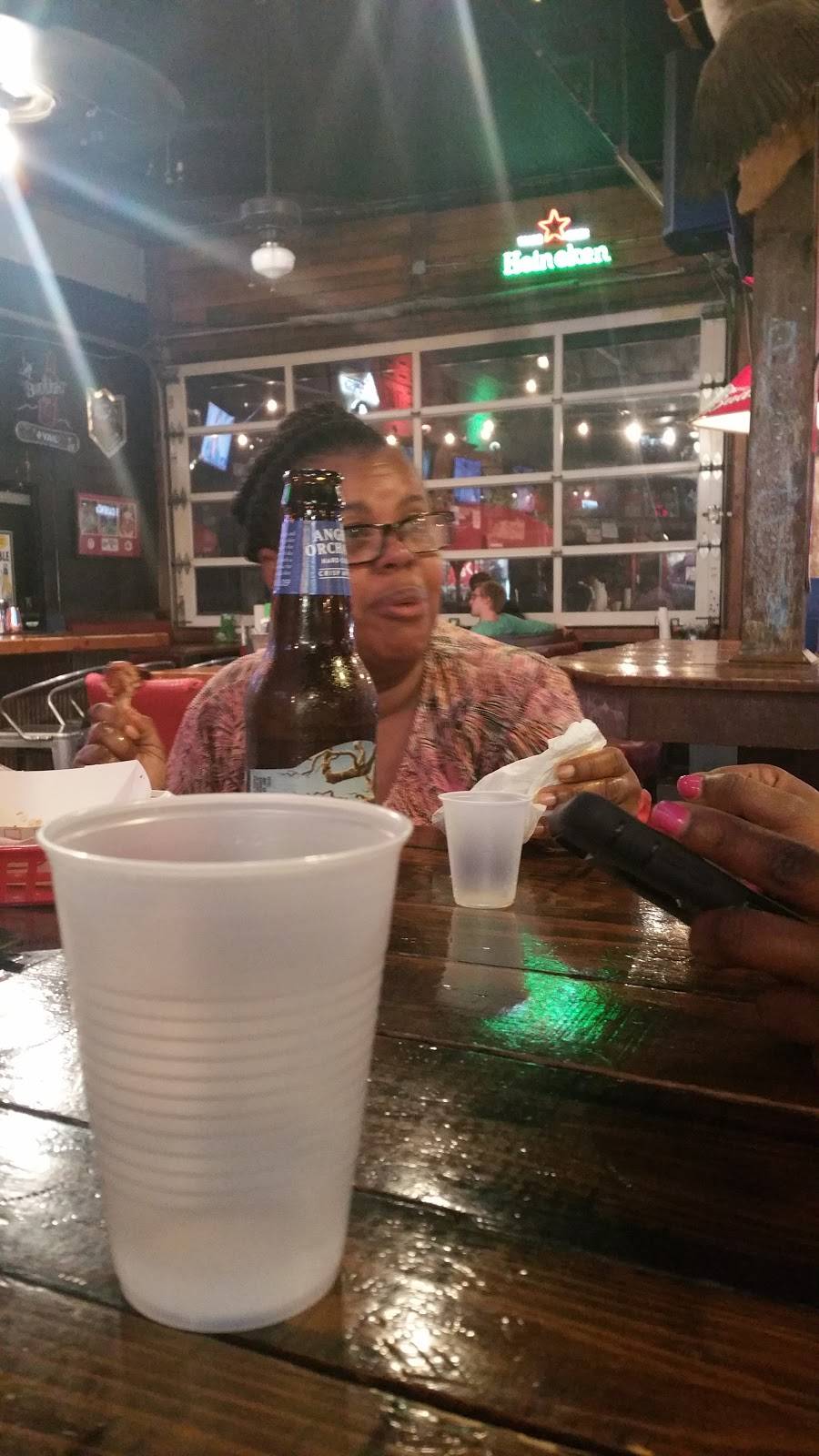 Moes Original BBQ - Tuscaloosa | meal takeaway | 2101 University Blvd, Tuscaloosa, AL 35401, USA | 2057523616 OR +1 205-752-3616