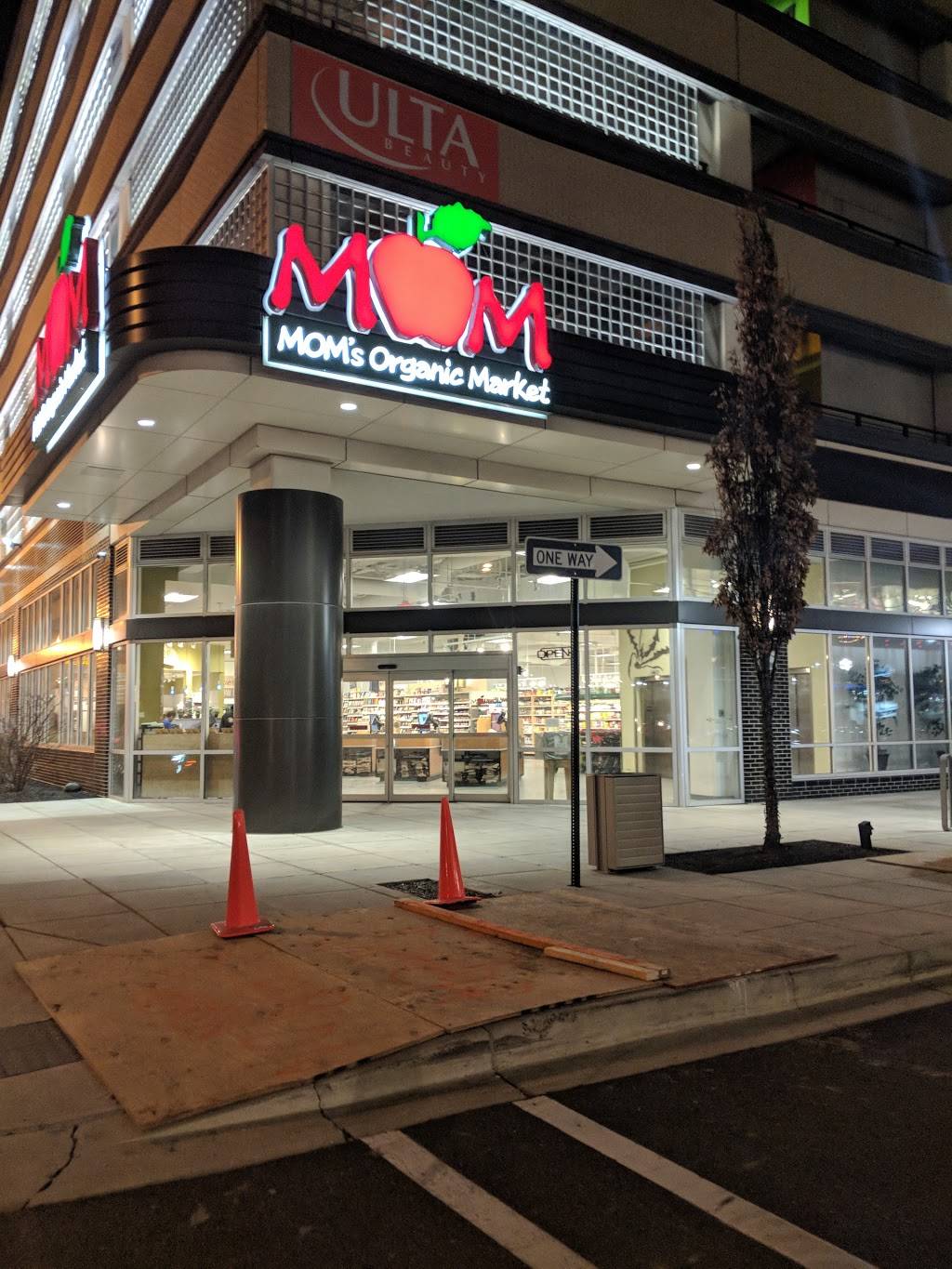 Naked Lunch | restaurant | 1501 New York Ave NW, Washington, DC 20002, USA | 2027913826 OR +1 202-791-3826