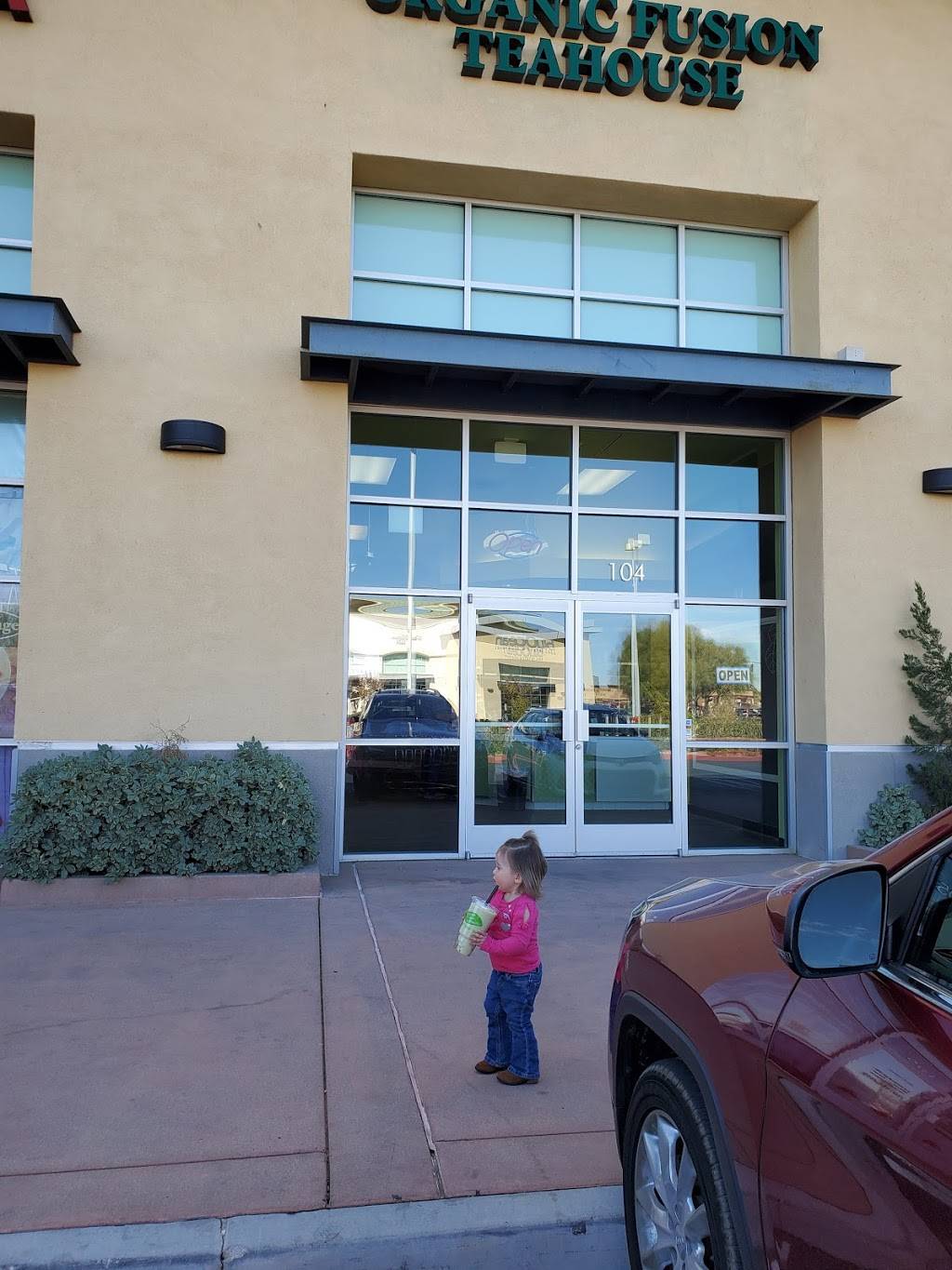 Organic Fusion Teahouse Hesperia | restaurant | 14135 Main St #104, Hesperia, CA 92345, USA | 7609953366 OR +1 760-995-3366