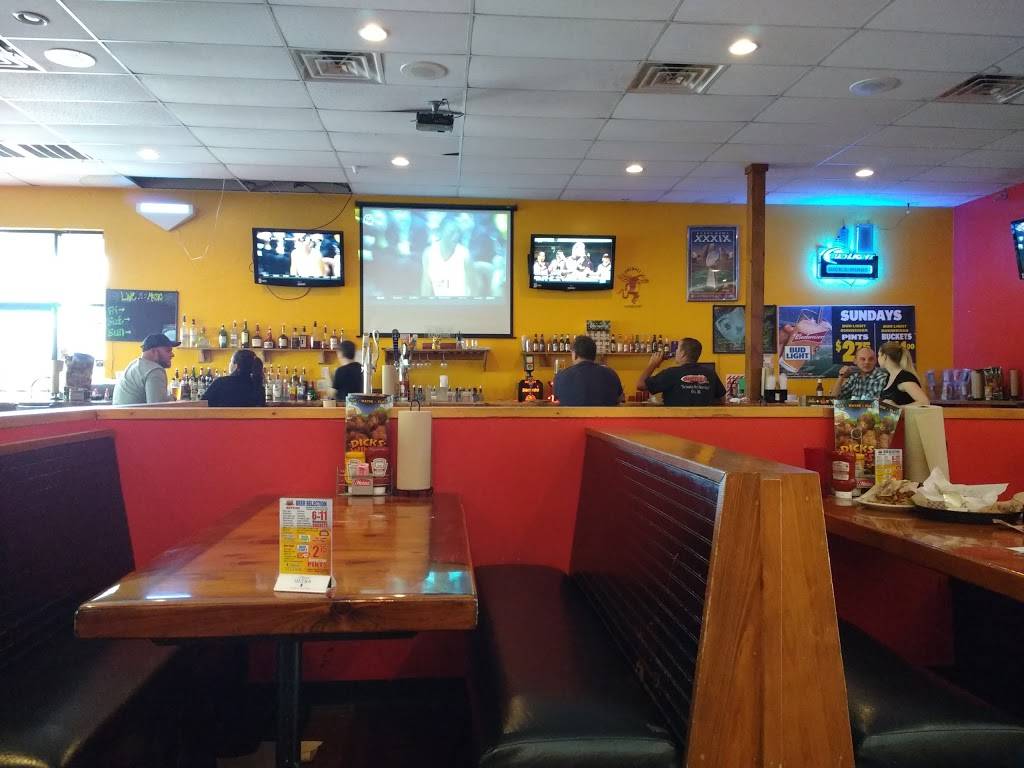 Dicks Wings and Grill North Jacksonville | restaurant | 5070, 12400 Yellow Bluff Rd, Jacksonville, FL 32226, USA | 9046199828 OR +1 904-619-9828