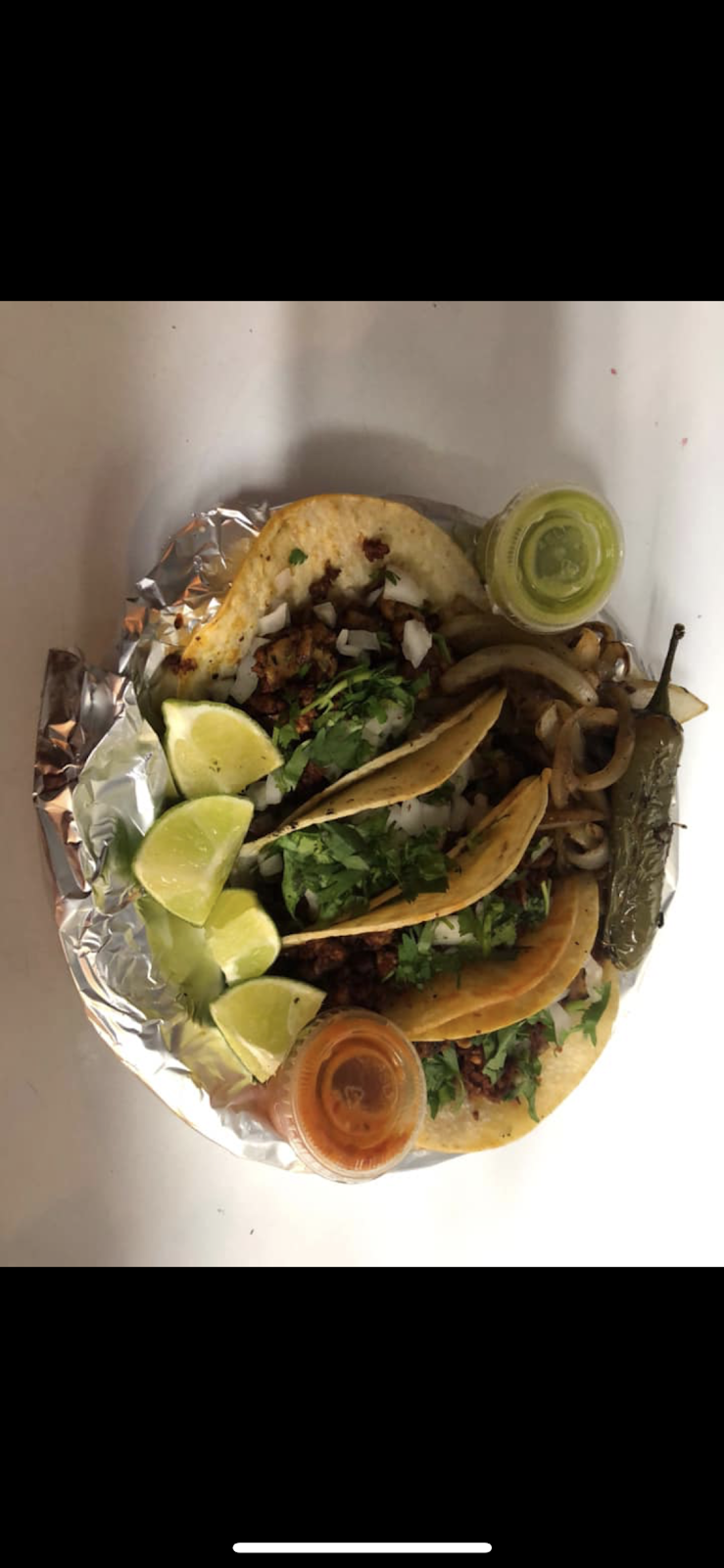 Lonchera Los 3 Hermanos #2 | restaurant | Independence Ave &, Colorado Ave, Kansas City, MO 64124, USA | 8163322728 OR +1 816-332-2728