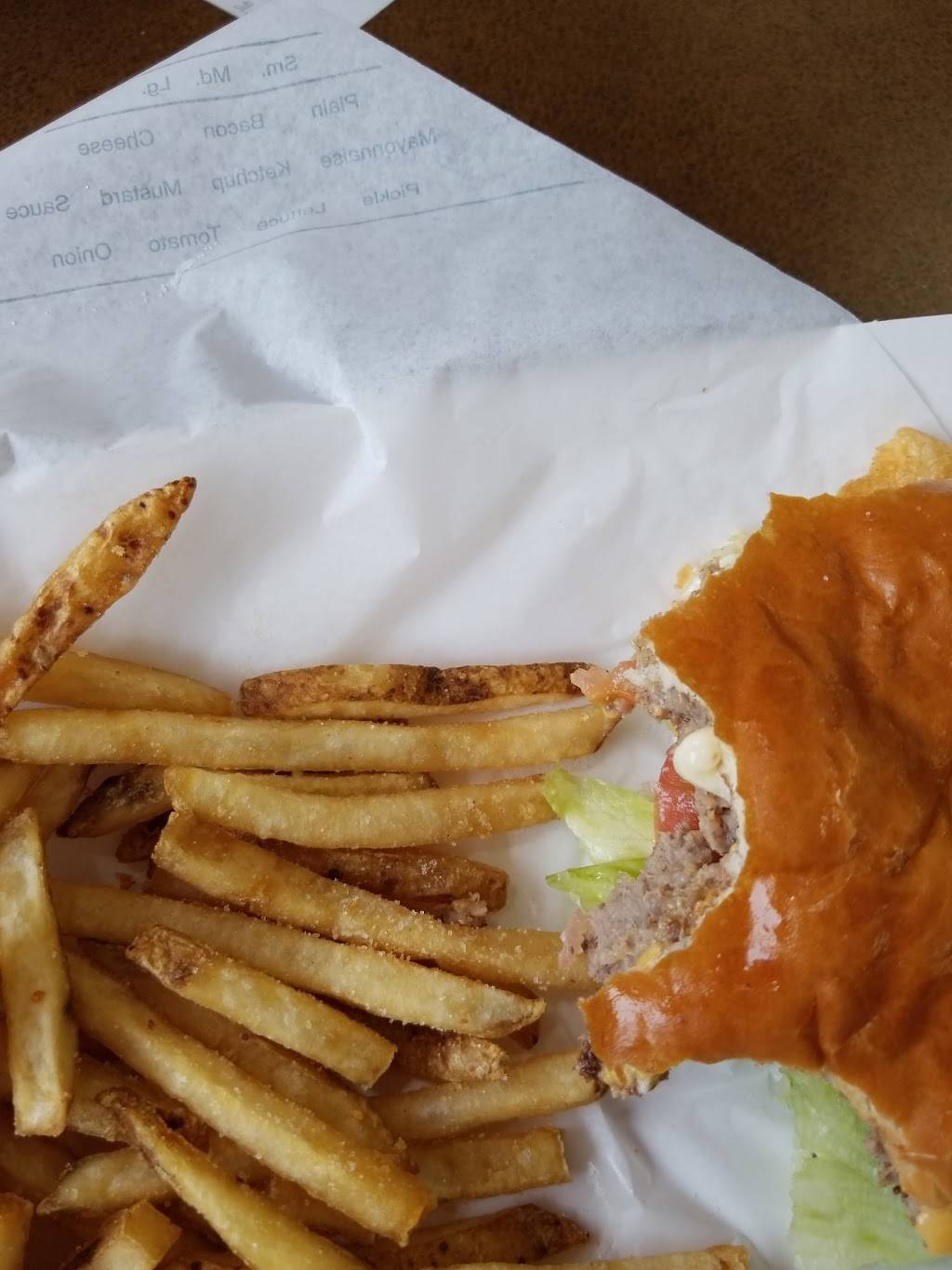 Hardees | restaurant | 5160 E Southport Rd, Indianapolis, IN 46237, USA | 3177843216 OR +1 317-784-3216