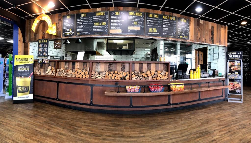 Dickeys Barbecue Pit | restaurant | 2327 Lutcher Dr, Orange, TX 77630, USA | 4099204033 OR +1 409-920-4033