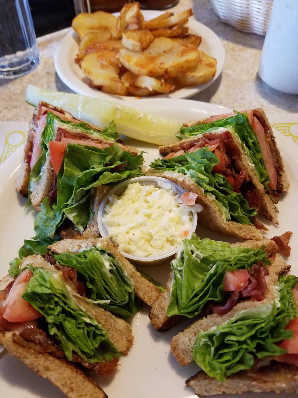 Three Sons Restaurant | restaurant | 6200 S Archer Ave, Chicago, IL 60638, USA | 7735852767 OR +1 773-585-2767