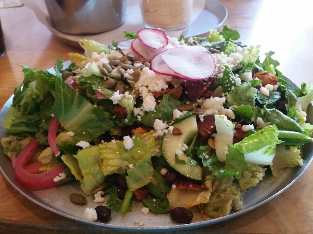 District Taqueria | restaurant | 917 E Douglas Ave, Wichita, KS 67202, USA | 3163500190 OR +1 316-350-0190