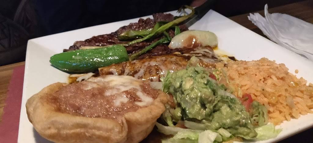 Papagayos Grill and Cantina | restaurant | 2220 Otay Lakes Rd, Chula Vista, CA 91915, USA | 6192168812 OR +1 619-216-8812