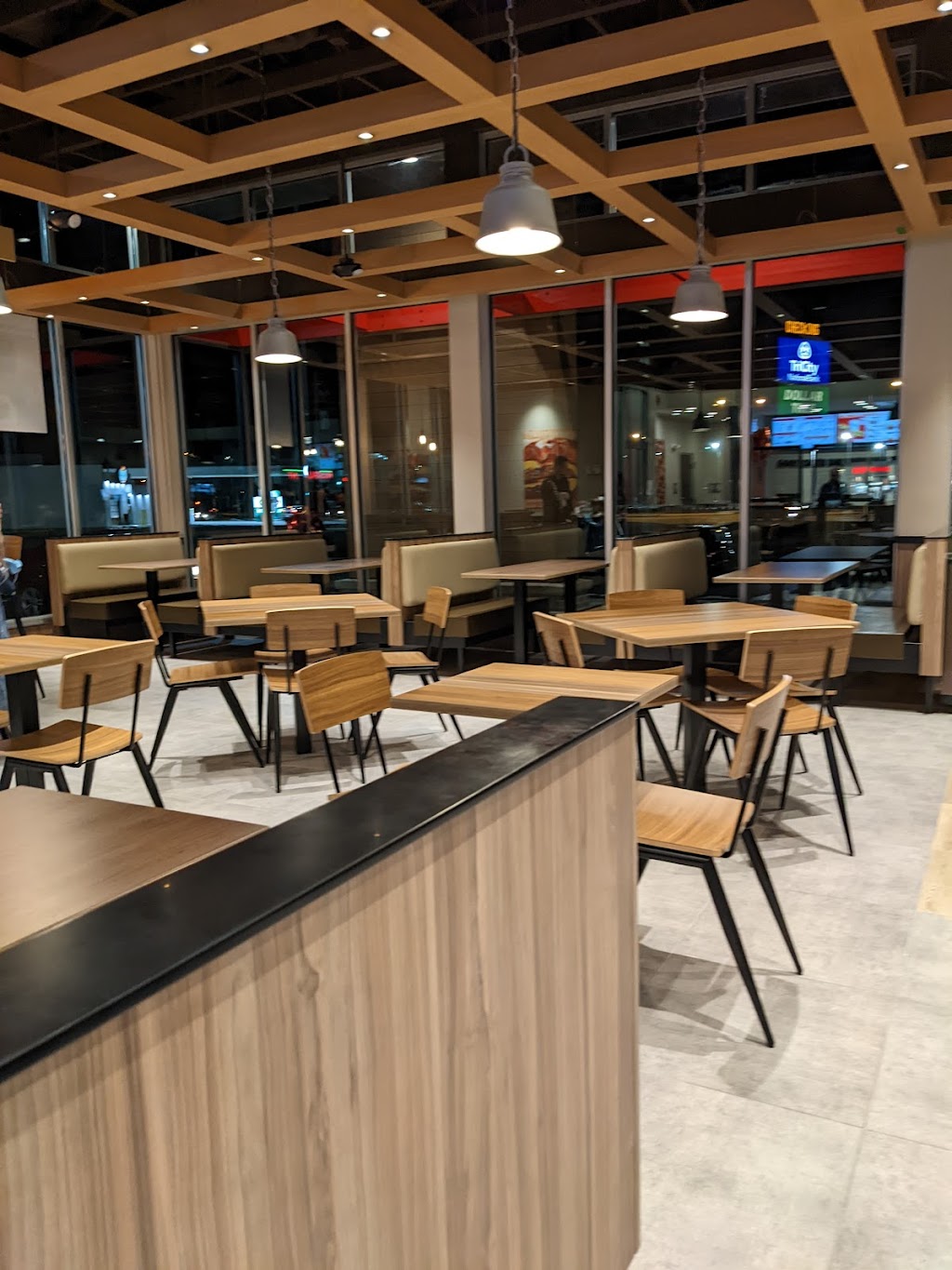 Burger King | restaurant | 7501 W Oklahoma Ave, Milwaukee, WI 53219, USA | 4147638912 OR +1 414-763-8912