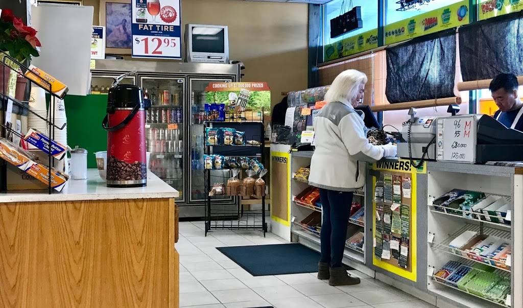 Manoa Diner & Deli | restaurant | 1305 West Chester Pike # 5, Havertown, PA 19083, USA | 6104495400 OR +1 610-449-5400