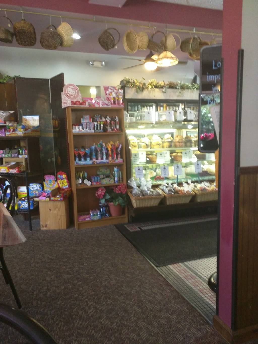 European Street Cafe | cafe | 5500 Beach Blvd, Jacksonville, FL 32207, USA | 9043981717 OR +1 904-398-1717