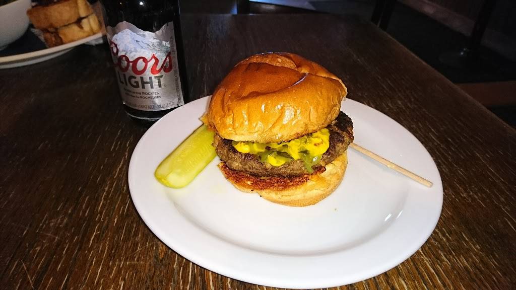 Dominion House | meal takeaway | 3140 Sandwich St, Windsor, ON N9C 1A7, Canada | 5199717400 OR +1 519-971-7400