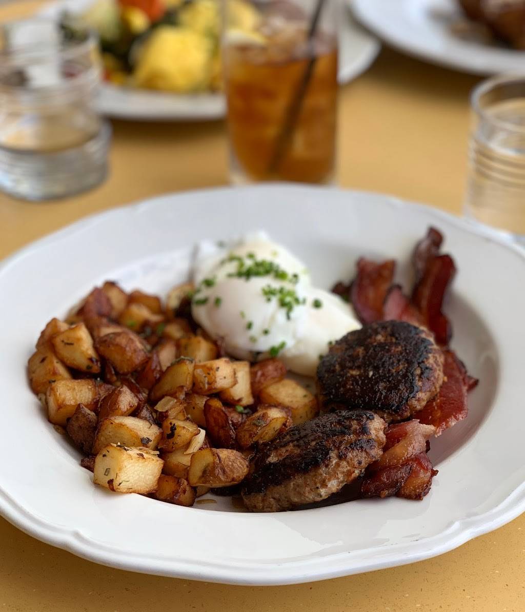 Easys | restaurant | Beverly Center, 8500 Beverly Blvd, Los Angeles, CA 90048, USA | 4243133458 OR +1 424-313-3458