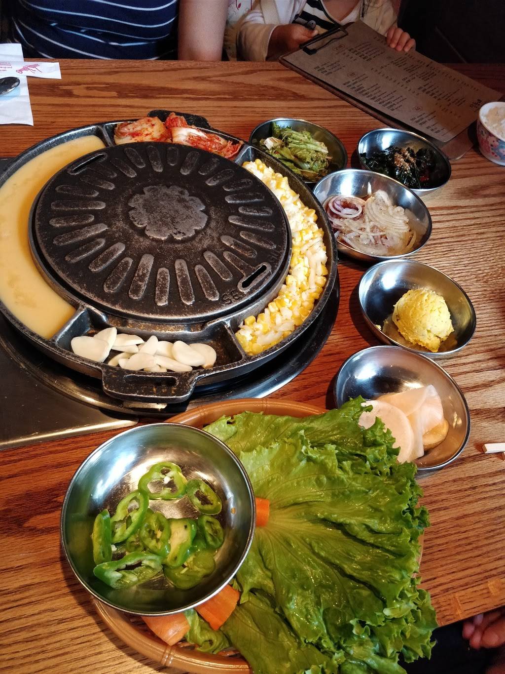 Daldongnae Korean BBQ | restaurant | 6034 Yonge St, North York, ON M2M 3W5, Canada | 4162266034 OR +1 416-226-6034