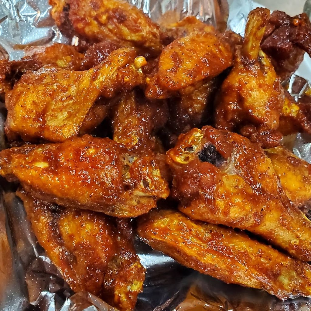 Mad Sauces | restaurant | 445 Hewitt Ave, Buffalo, NY 14215, USA | 7162188810 OR +1 716-218-8810