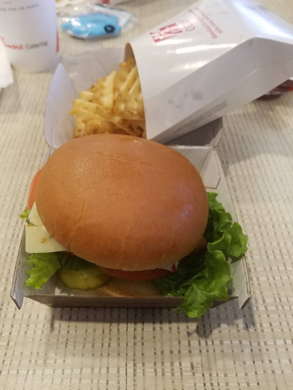 Chick-fil-A | restaurant | 1040 US-1 N, Woodbridge, NJ 07095, USA | 7326362074 OR +1 732-636-2074