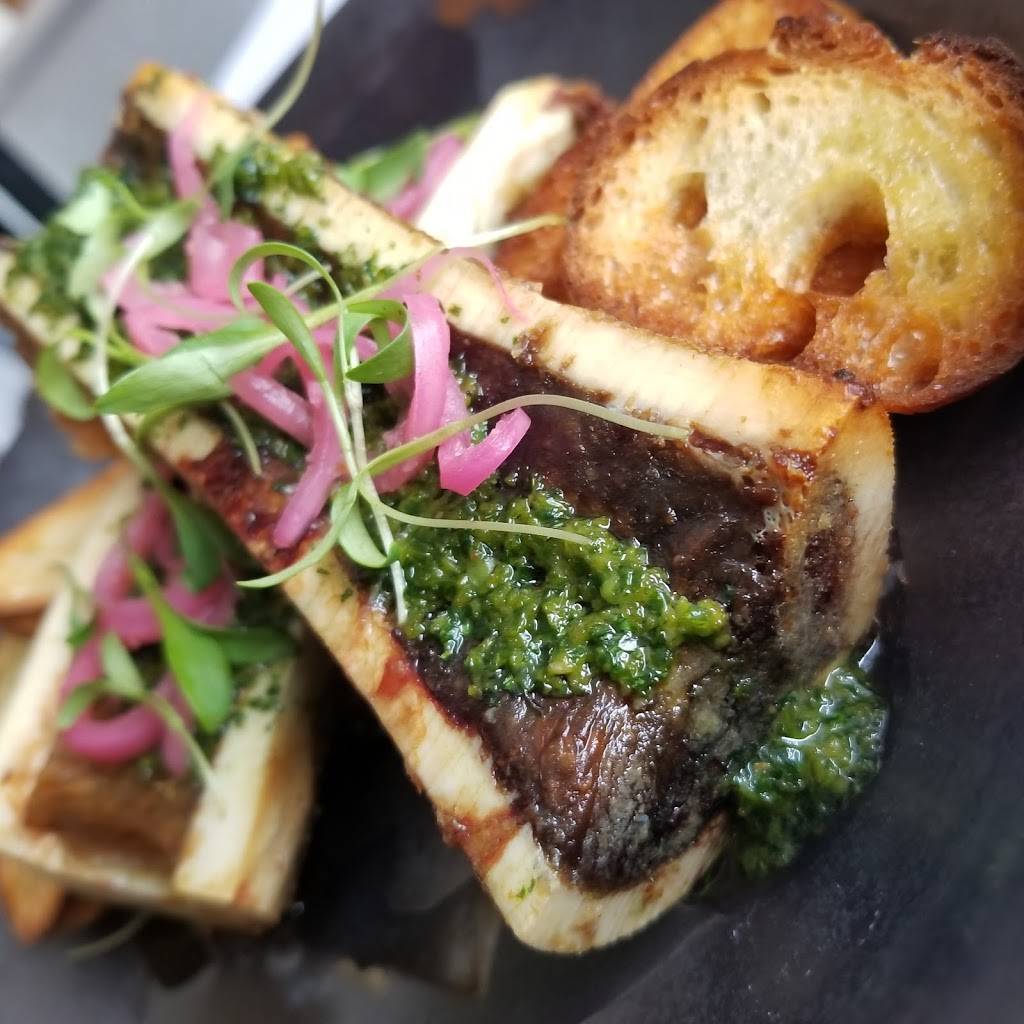 Giovannis Restaurant | restaurant | 114 E Italia St, Covina, CA 91723, USA | 6263329539 OR +1 626-332-9539