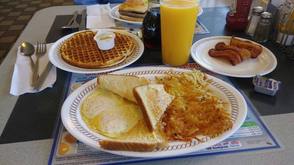 Waffle House | meal takeaway | 800 W Hwy 114 Bypass, Roanoke, TX 76262, USA | 8174906527 OR +1 817-490-6527