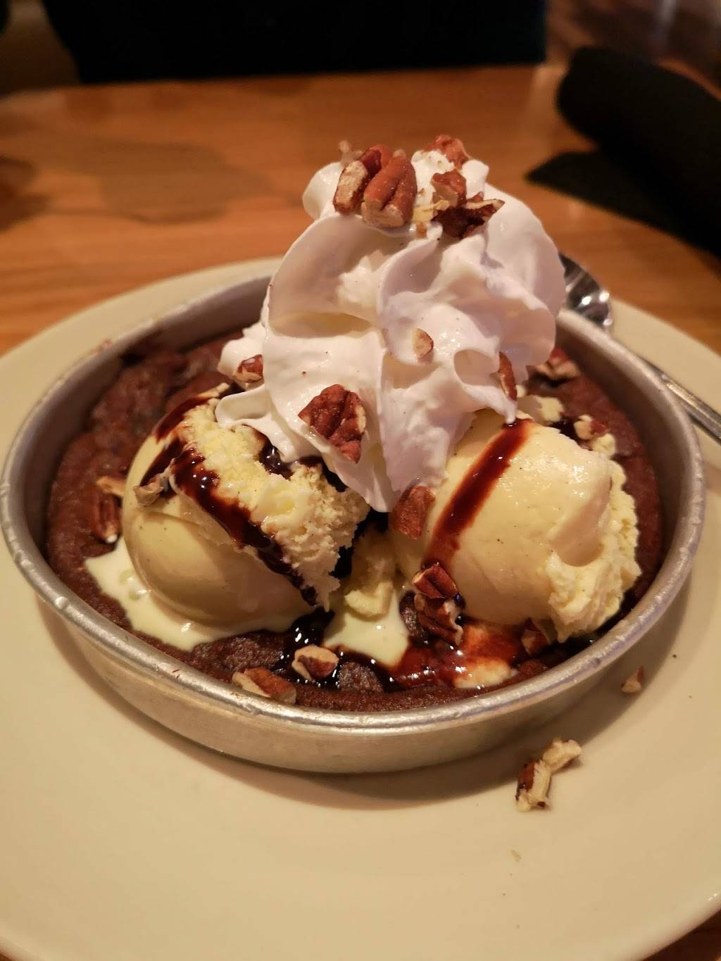 BJs Restaurant & Brewhouse | restaurant | 2609 S Stemmons Fwy, Lewisville, TX 75067, USA | 9724599700 OR +1 972-459-9700