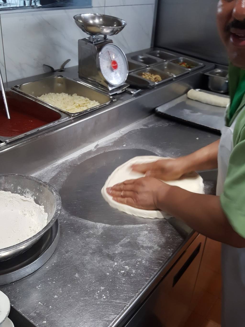 Villa Fresh Italian Kitchen | restaurant | 3333 W Touhy Ave, Lincolnwood, IL 60712, USA | 8477631556 OR +1 847-763-1556