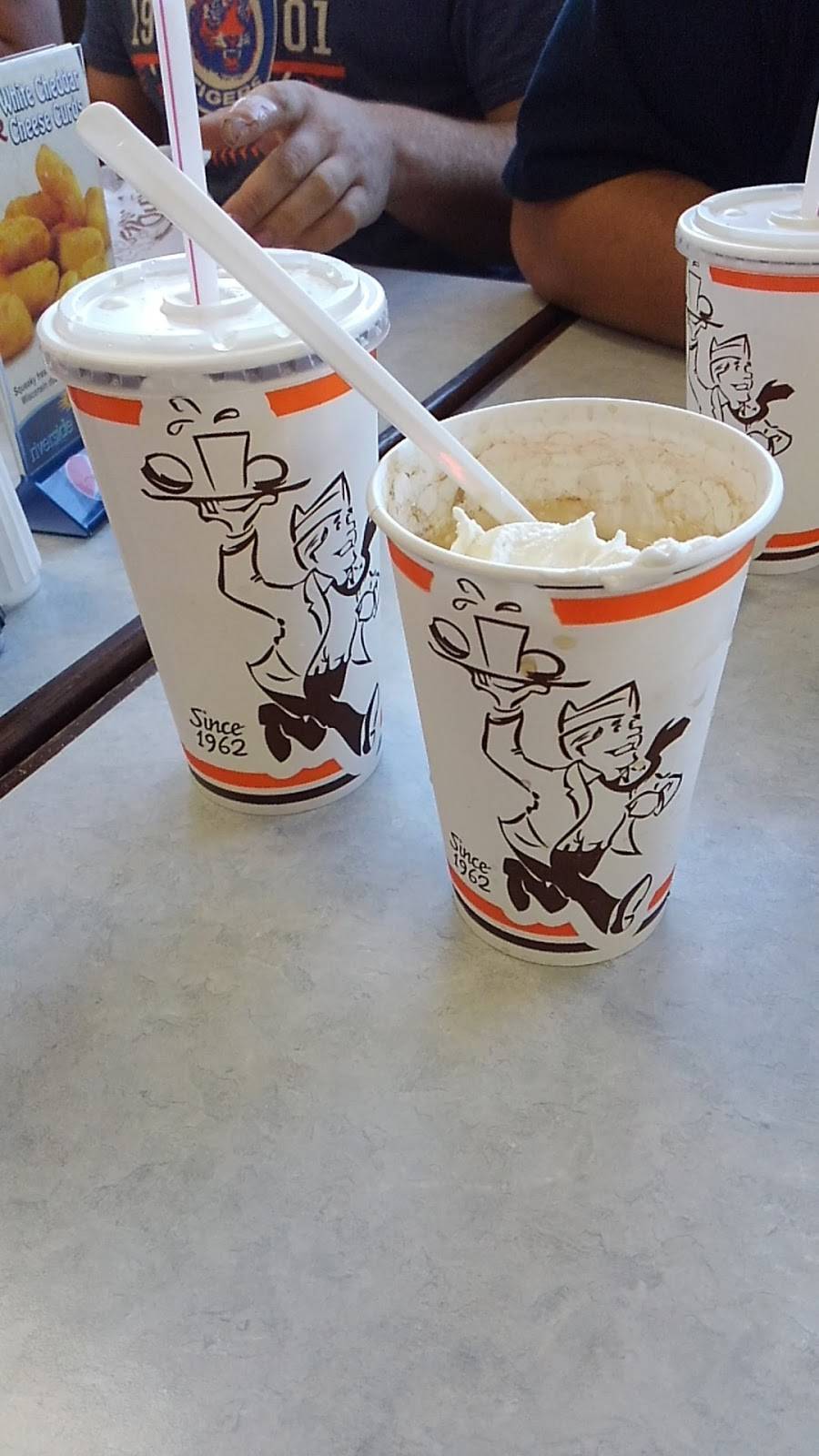 Mr Quick Drive In | restaurant | 5227, 4190 Grand Haven Rd, Norton Shores, MI 49441, USA | 2317989687 OR +1 231-798-9687