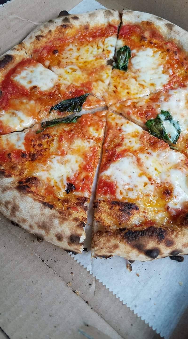 Facci Wood Fire Pizza Wine Bar | restaurant | 7530 Montpelier Rd, Laurel, MD 20723, USA | 3016045555 OR +1 301-604-5555