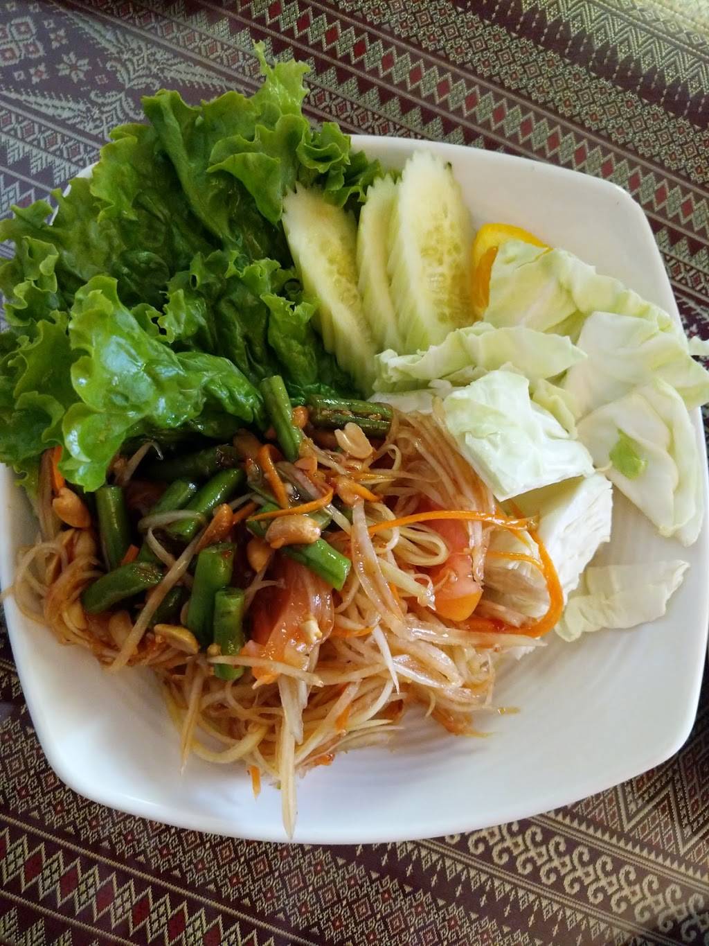 Janyas Thai Cuisine | restaurant | 630 N Market St, Redding, CA 96003, USA | 5302437682 OR +1 530-243-7682