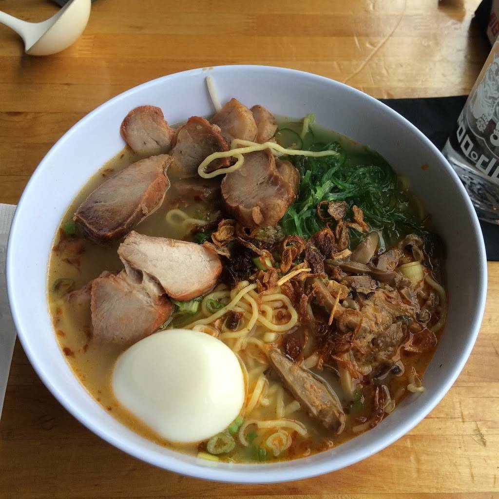 Foo Dog | restaurant | 1537 W Main St, Richmond, VA 23220, USA | 8043421800 OR +1 804-342-1800