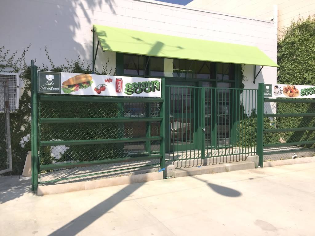seventeen cafe | restaurant | 7734 San Fernando Rd, Sun Valley, CA 91352, USA | 7472232056 OR +1 747-223-2056