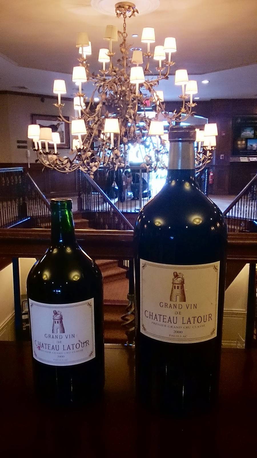 Crystal Tavern | restaurant | 1 Wild Turkey Way, Hamburg, NJ 07419, USA | 8442254953 OR +1 844-225-4953