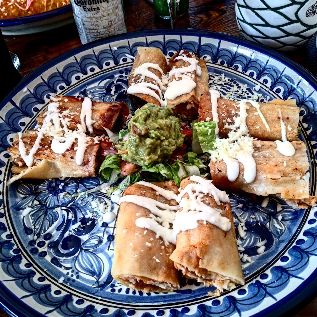 salsa picante white plains | restaurant | 359 Mamaroneck Ave, White Plains, NY 10605, USA | 9143581880 OR +1 914-358-1880