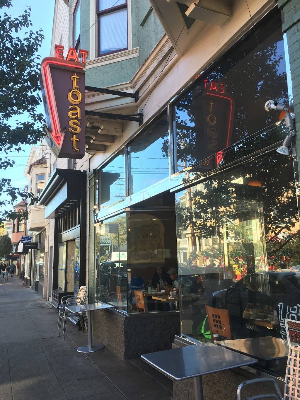 Toast Eatery | restaurant | 3703, 3991 24th St, San Francisco, CA 94114, USA | 4156426328 OR +1 415-642-6328