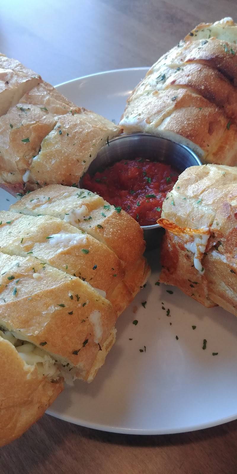 Anthonys Pizza & Pasta | restaurant | 1180 Main St, Windsor, CO 80550, USA | 9706867048 OR +1 970-686-7048