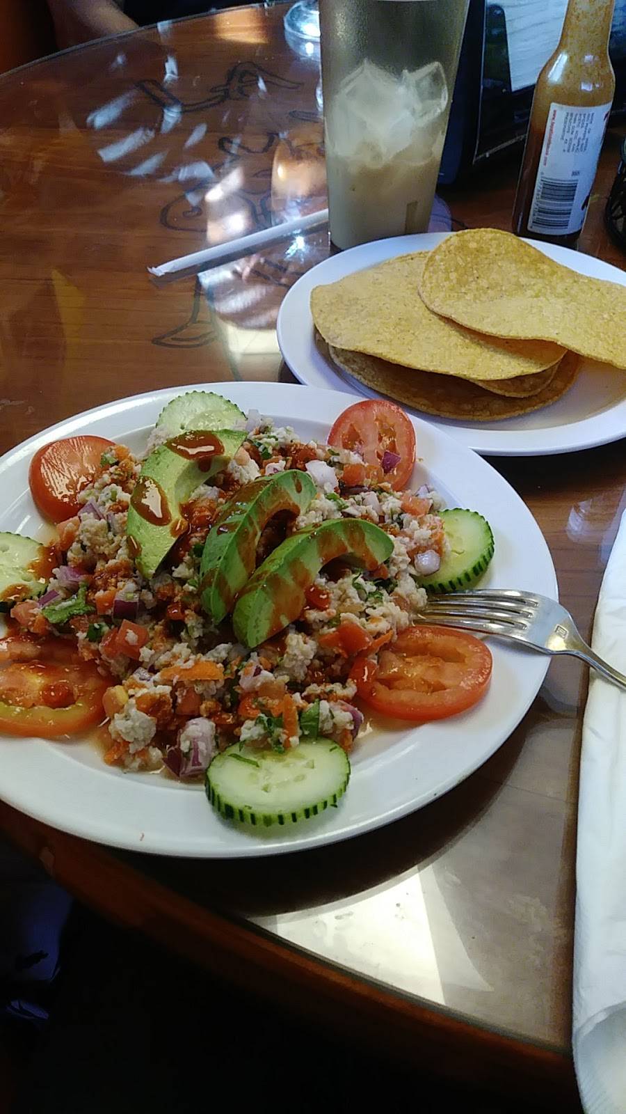 Mariscos La Hacienda | restaurant | 1728 Solano St, Corning, CA 96021, USA | 5308389112 OR +1 530-838-9112