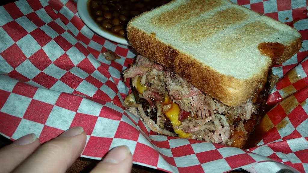 521 BBQ & Grill | restaurant | 1135 Stonecrest Blvd #101, Tega Cay, SC 29708, USA | 8035480123 OR +1 803-548-0123