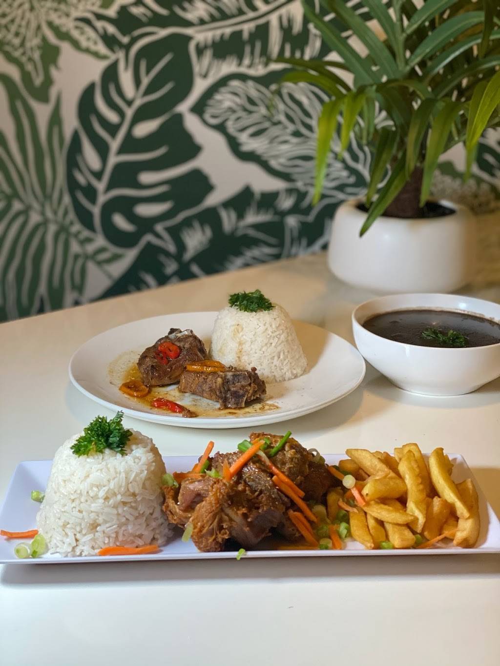 Tropicala Taste | restaurant | 1712 44th St SE, Kentwood, MI 49508, USA | 6169008817 OR +1 616-900-8817