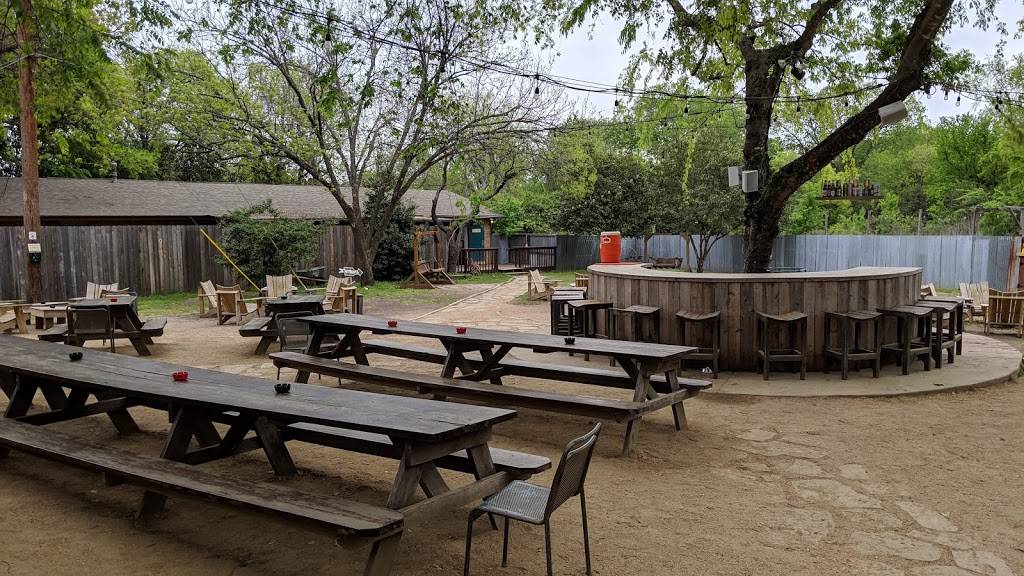 The Little Darlin | restaurant | 6507 Circle S Rd, Austin, TX 78745, USA | 5128140999 OR +1 512-814-0999