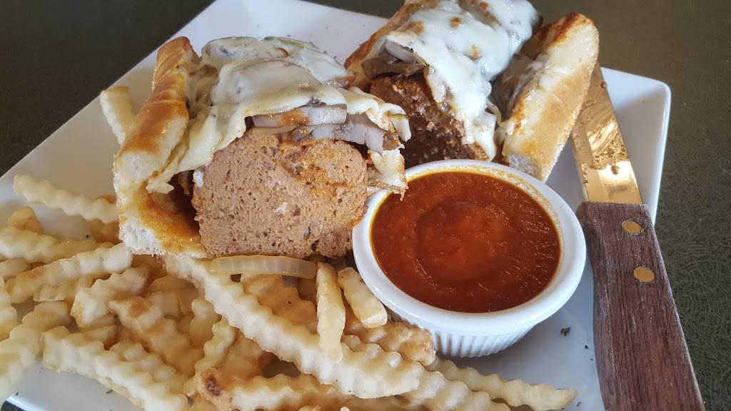 Vinces Restaurant & Pizzeria | restaurant | 619 4th Ave, Monroe, WI 53566, USA | 6083283222 OR +1 608-328-3222