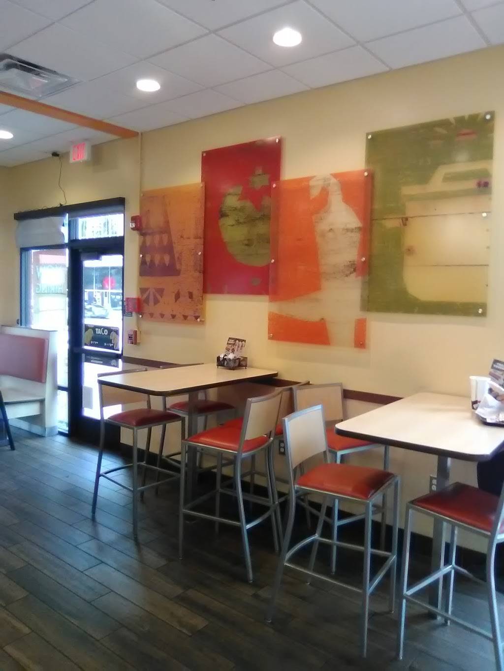 Del Taco | restaurant | 2425 Wilshire Blvd, Santa Monica, CA 90403, USA | 3102640022 OR +1 310-264-0022