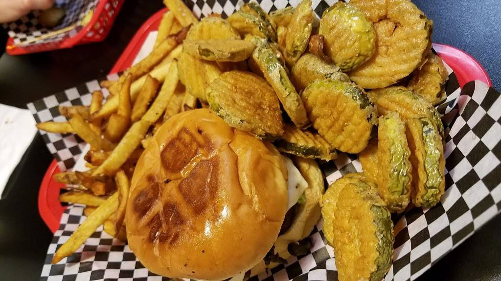 Cowaburger | restaurant | 1468 N High St, Hillsboro, OH 45133, USA | 9373933833 OR +1 937-393-3833