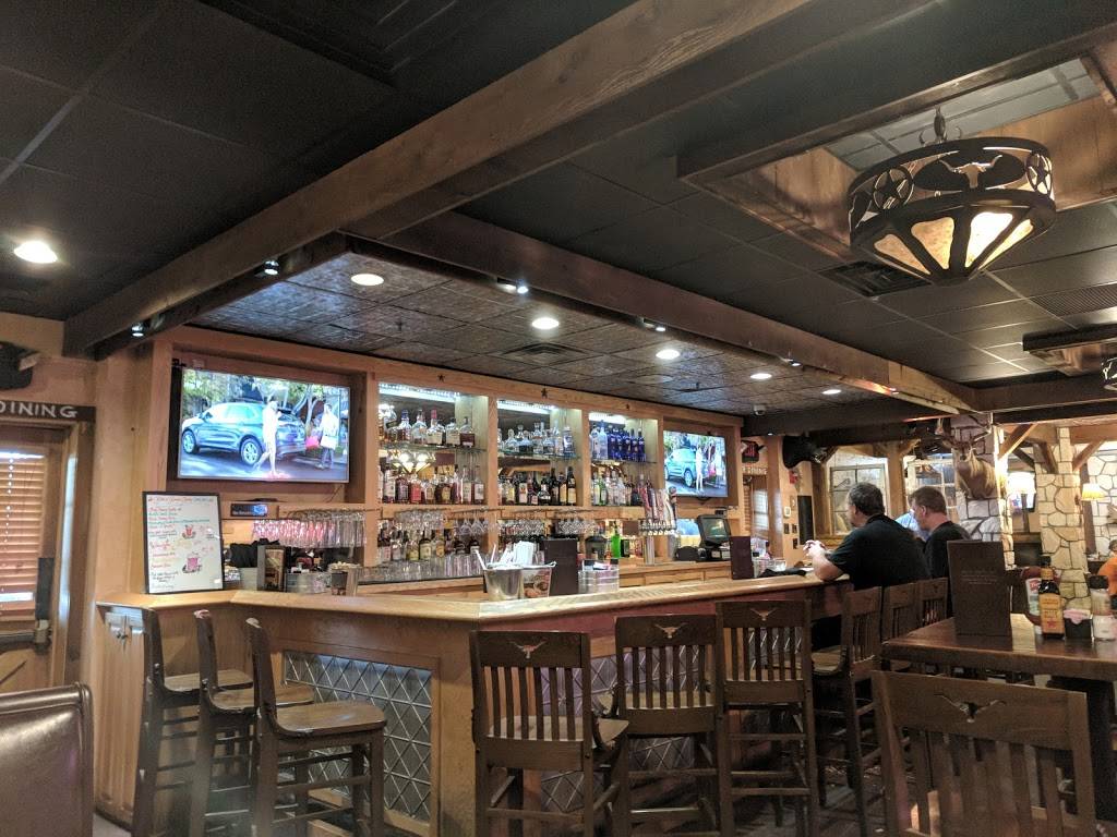 Coltons Steak House & Grill | restaurant | 206 N L Rogers Wells Blvd, Glasgow, KY 42141, USA | 2706292255 OR +1 270-629-2255